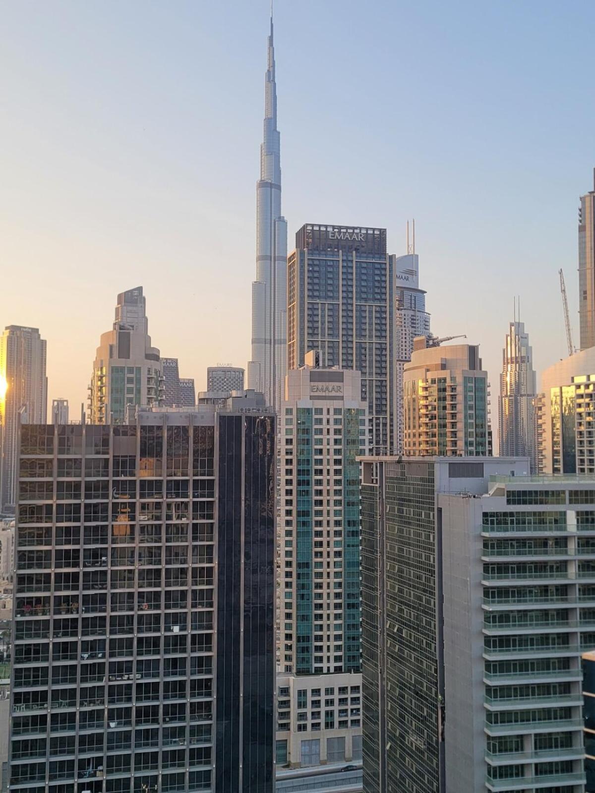 Apartment Luxurious 2bhk In Reva Tower Dubai