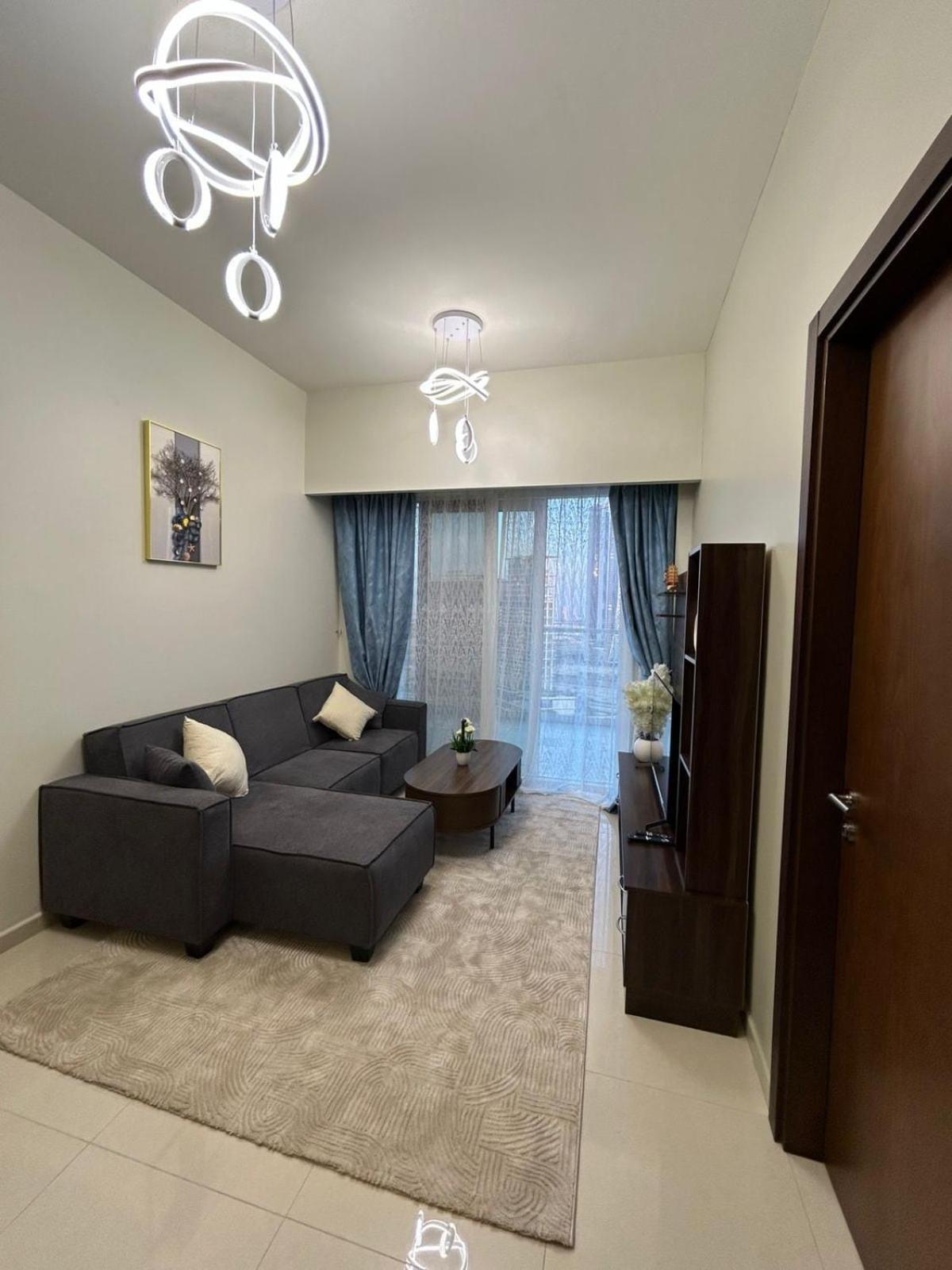 Luxurious 2bhk In Reva Tower Apartment Dubai