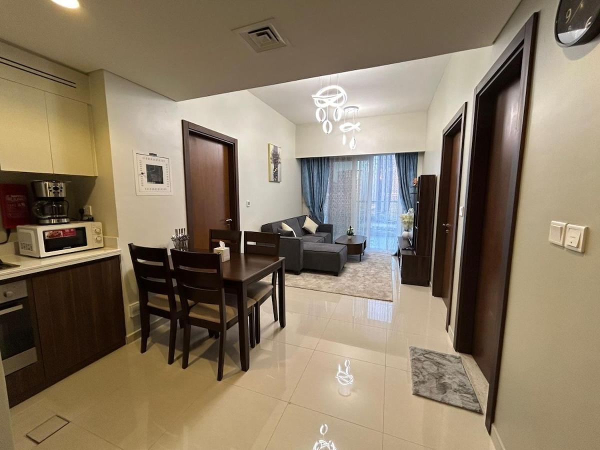 Luxurious 2bhk In Reva Tower *