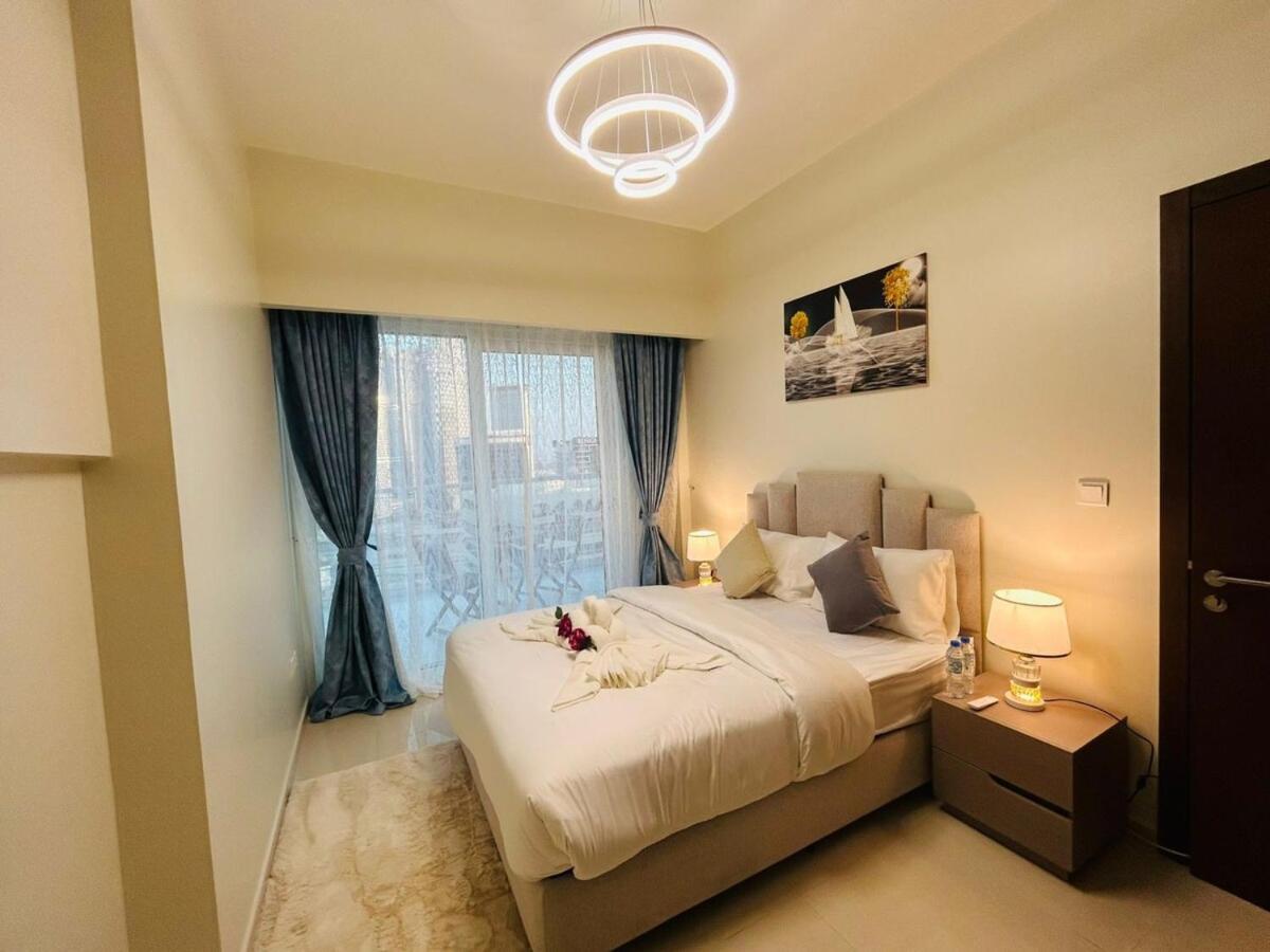 Luxurious 2bhk In Reva Tower Apartment *